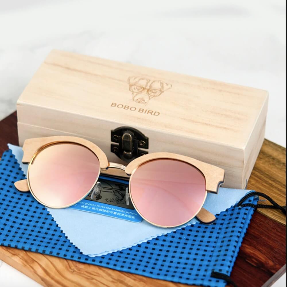 Die "Ladykiller" ist deine stylische Sonnenbrille aus Holz für den Sommer