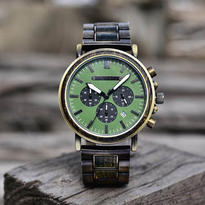 Exklusive bei Wood o'clock: die Armbanduhr "Walddämmerung"