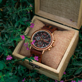 Die edle Holzbox machen die Armbanduhr "Palisander" zu einem idealen Geschenk