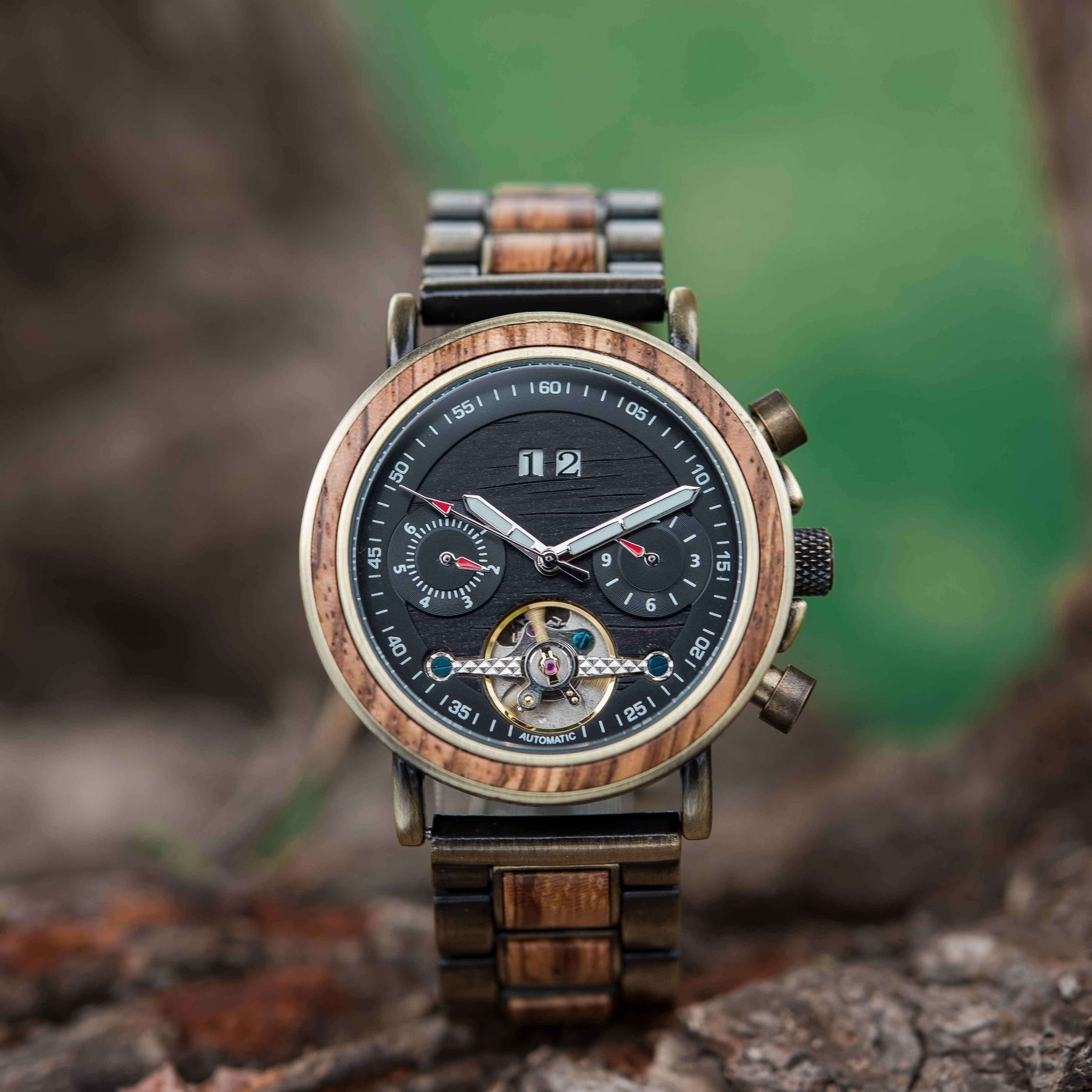 Egal ob Herren oder Damen - die Armbanduhr "Bergland" begeistert alle durch ihr tolles Design