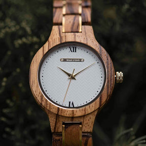 Auch die Details unserer Holzarmbanduhr "Monroe" überzeugen durch eine hochwertige Fertigung